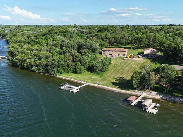 26775 Mickelson Drive , Starbuck, MN 56381