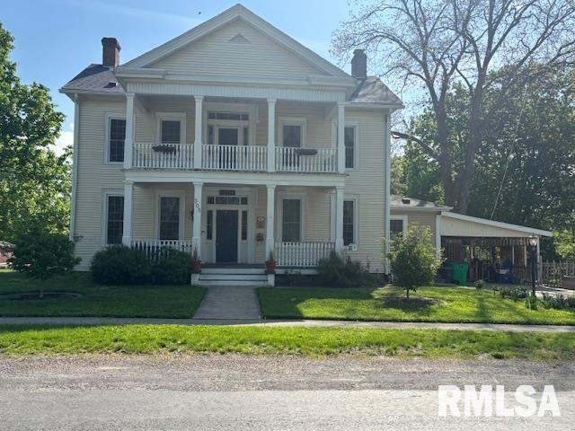 305 S East Street, Carlinville, IL 62626 Main Photo