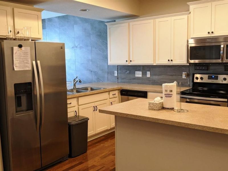 2099 Commons Circle, Batavia Twp, OH 45103 Photo 3