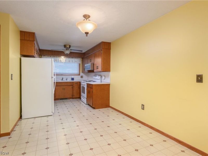 115 E 15th Street, Dover, OH 44622 Photo 10