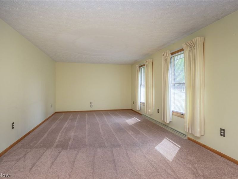 115 E 15th Street, Dover, OH 44622 Photo 9