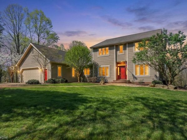 13665 Salem Church Road NE, Paris, OH 44669