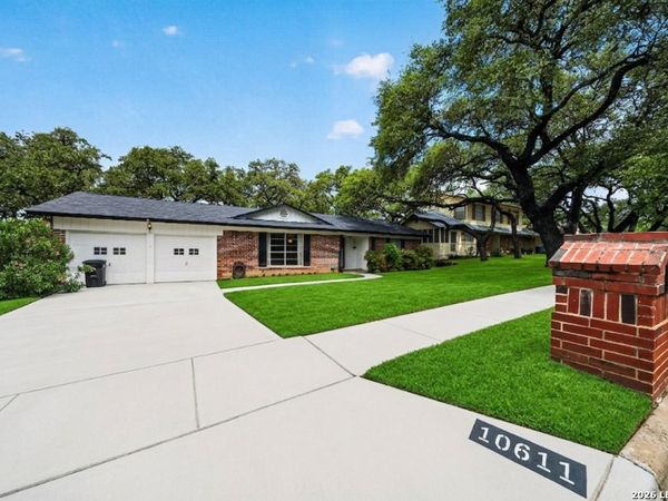 10611 BURR OAK DR, San Antonio, TX 78230