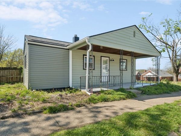 430 Bechman St , Springdale, PA 15144