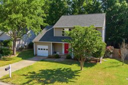 16 Stoney Pointe Drive photo 4