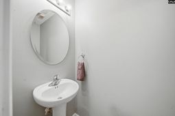 16 Stoney Pointe Drive photo 4