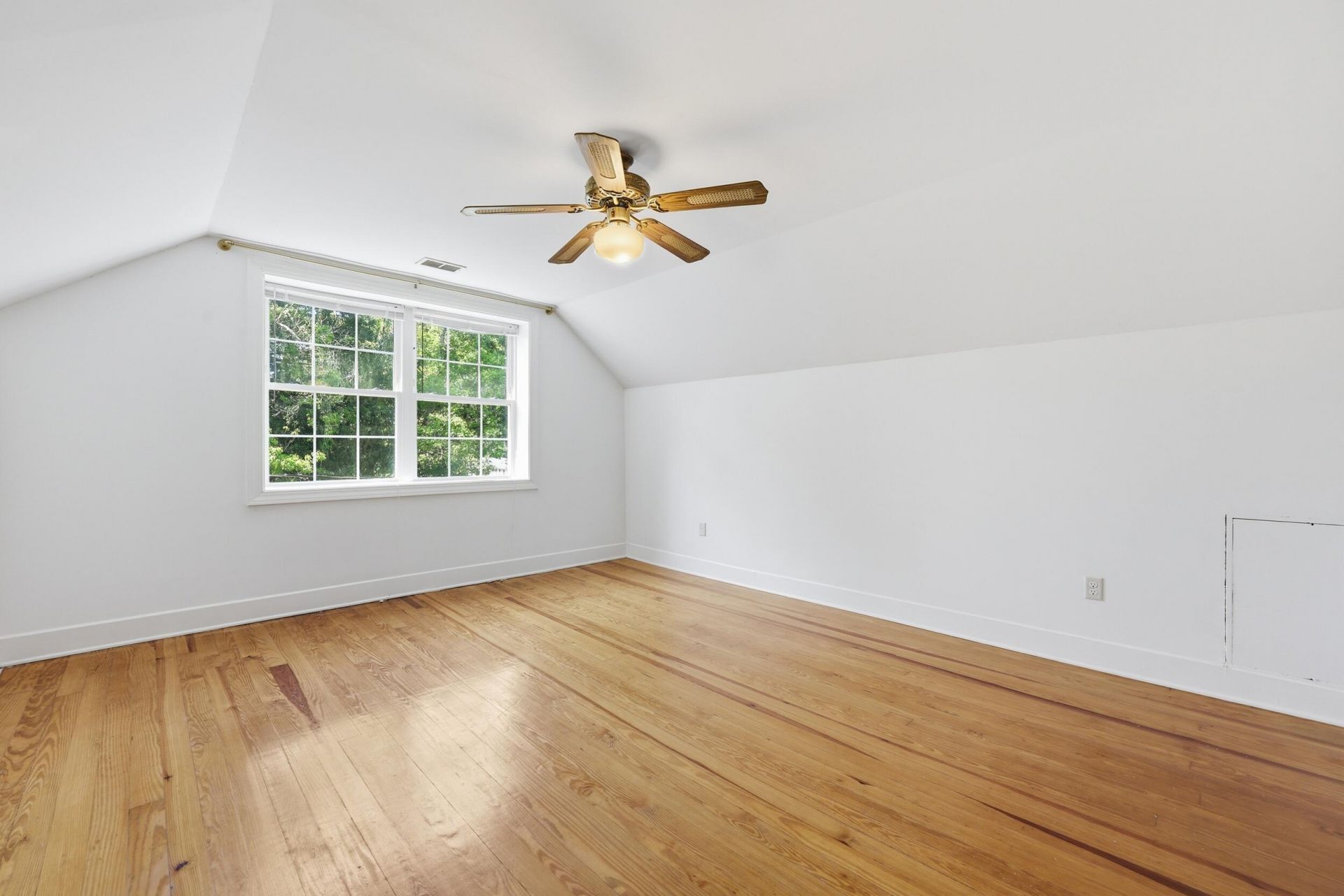 27 Oak Forest Drive Photo 35