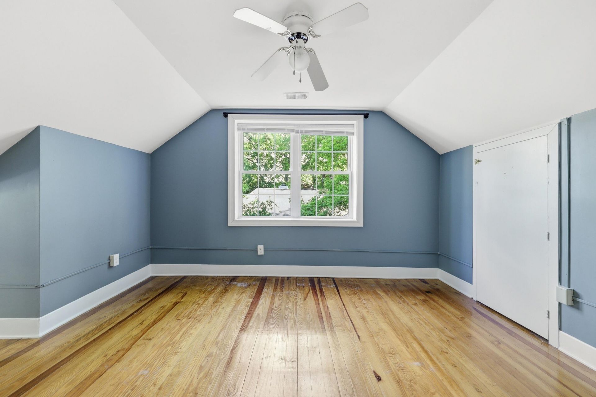 27 Oak Forest Drive Photo 36