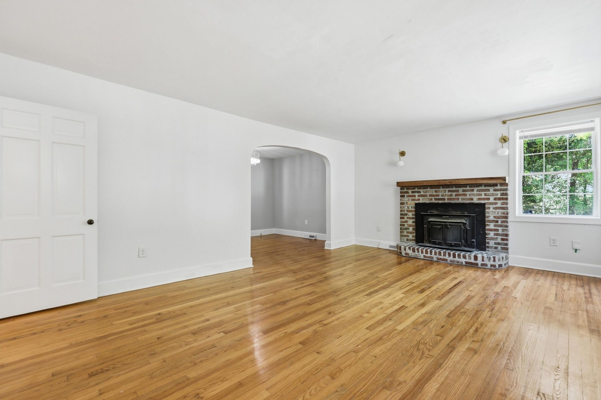 27 Oak Forest Drive Photo 4