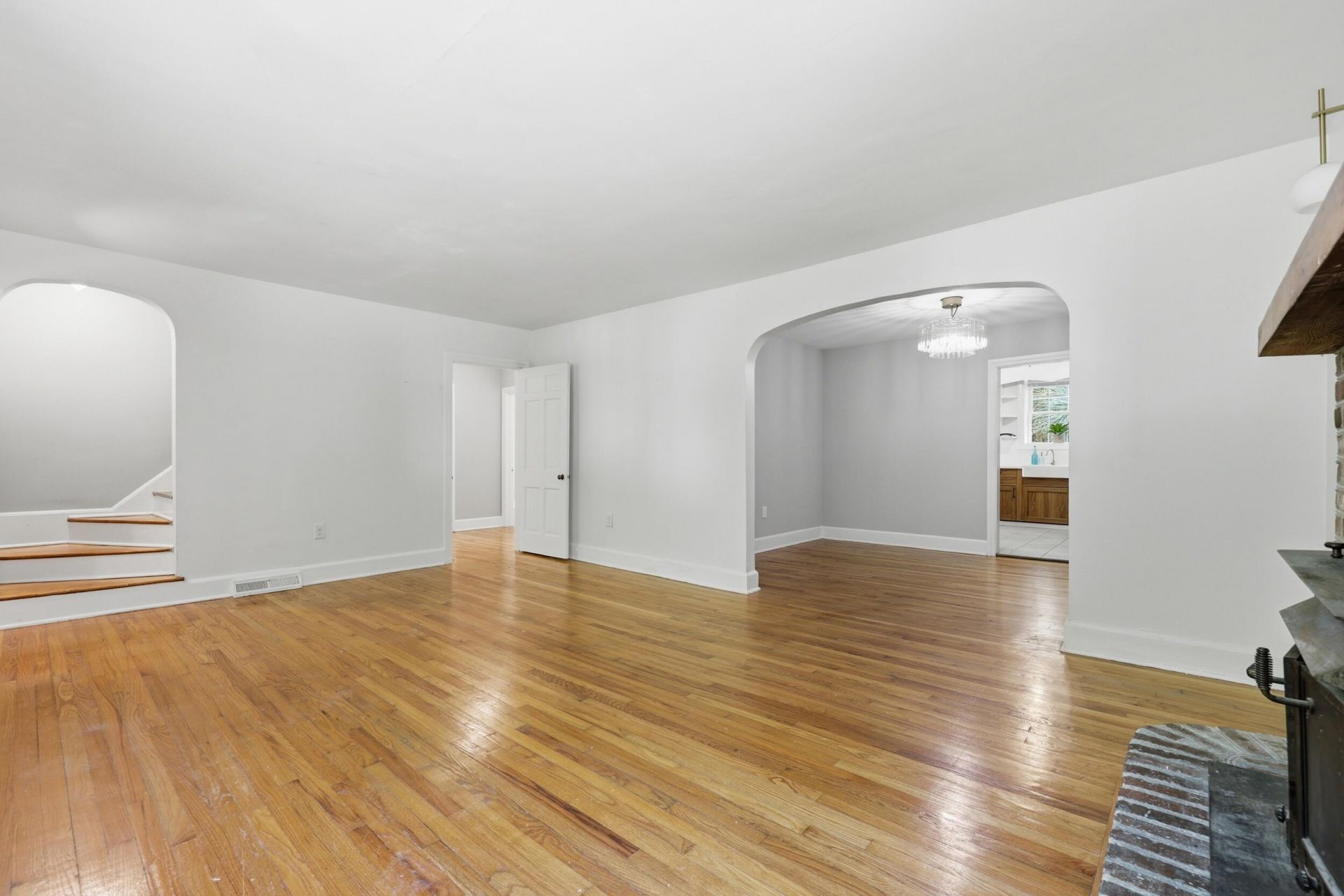 27 Oak Forest Drive Photo 8