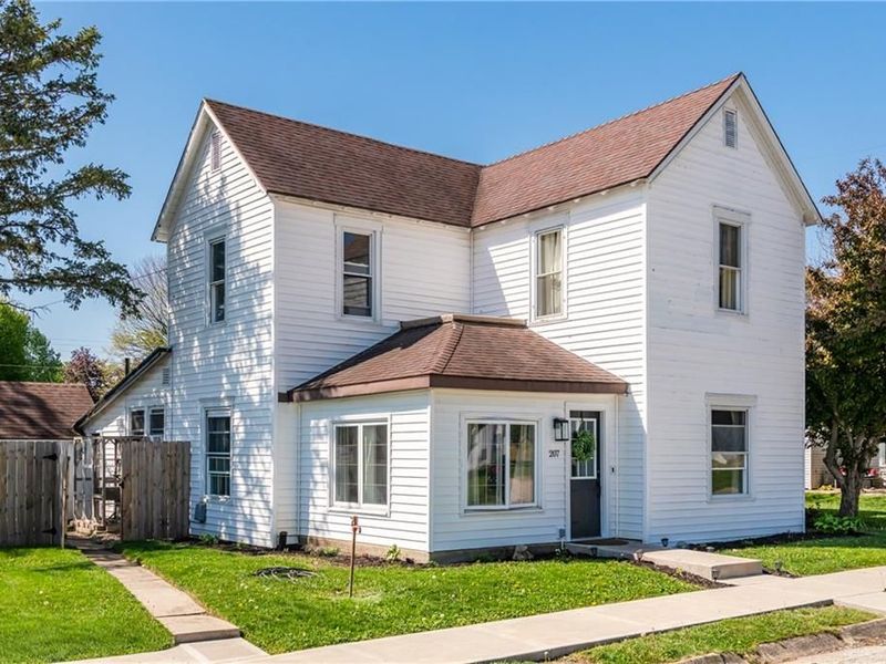 207 W North, West Manchester, OH 45382 Photo 3