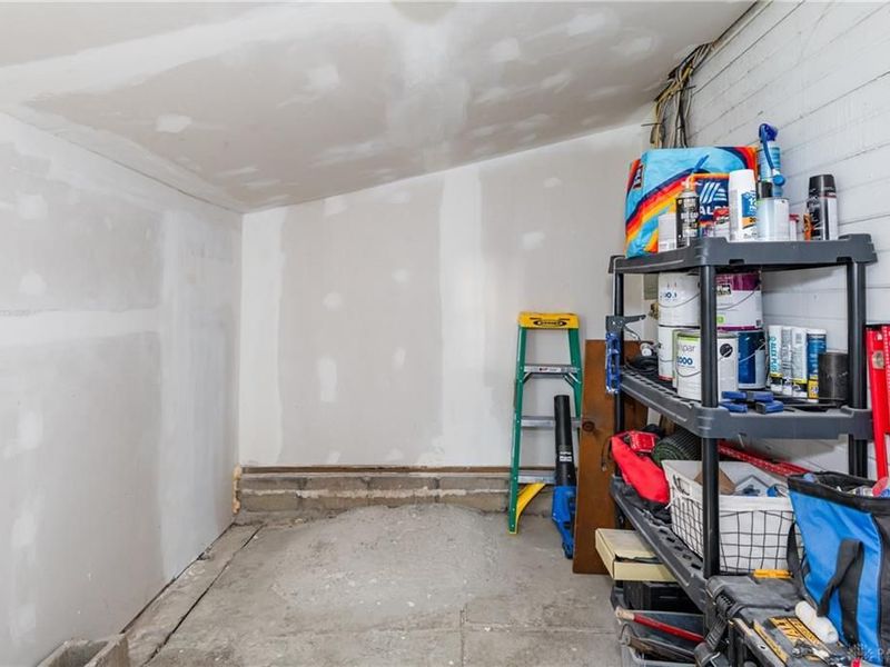 207 W North, West Manchester, OH 45382 Photo 30