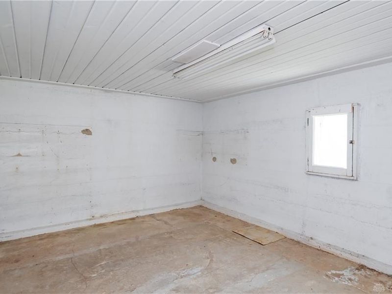 207 W North, West Manchester, OH 45382 Photo 31