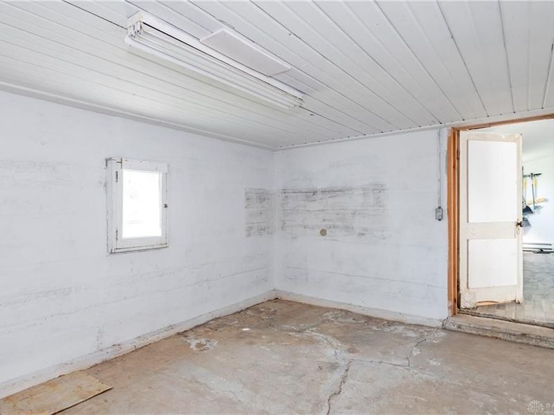 207 W North, West Manchester, OH 45382 Photo 32