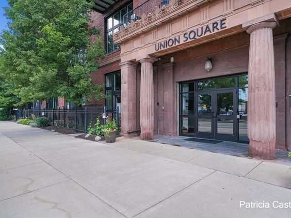 600 Broadway Avenue NW, Unit 124, Grand Rapids, MI 49504