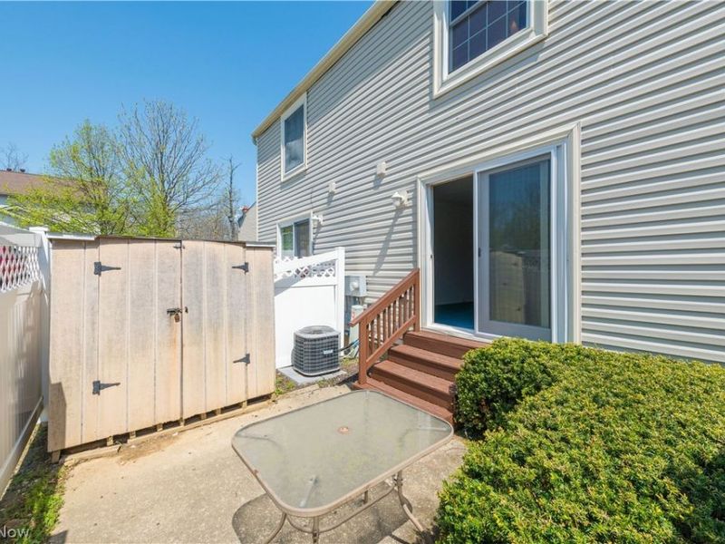 106 Maria Drive, Bedford, OH 44146 Photo 11