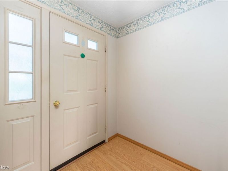 106 Maria Drive, Bedford, OH 44146 Photo 19