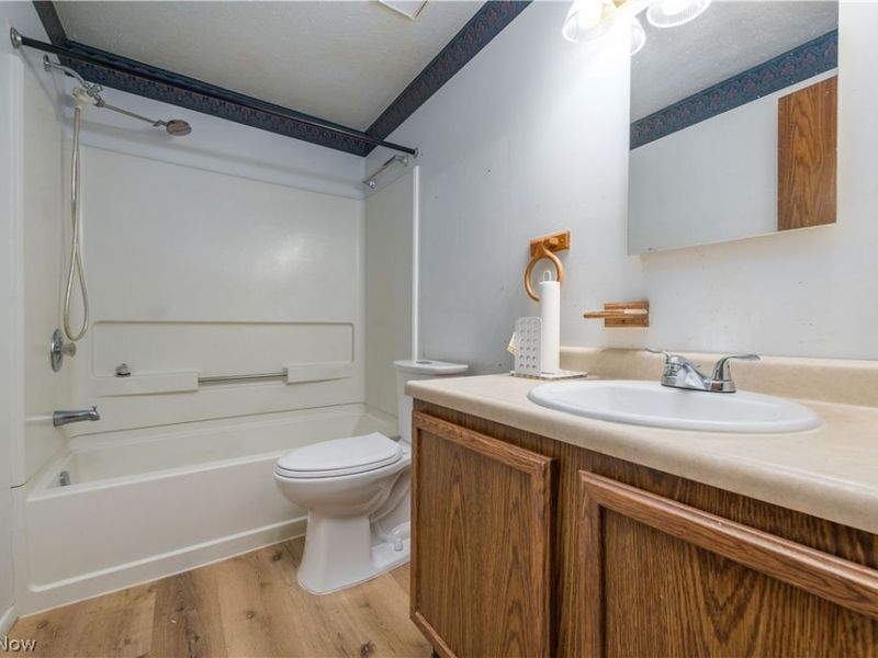 106 Maria Drive, Bedford, OH 44146 Photo 22