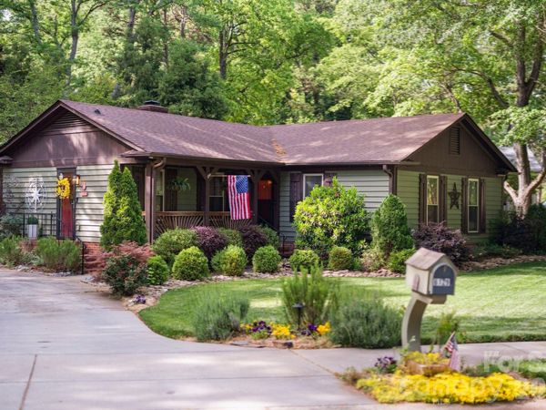 6129 Old Meadow Road, Mint Hill, NC 28227
