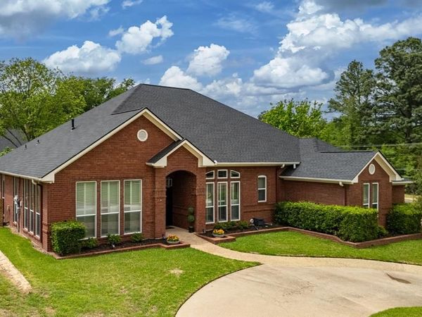 5701 Churchill Drive , Tyler, TX 75703