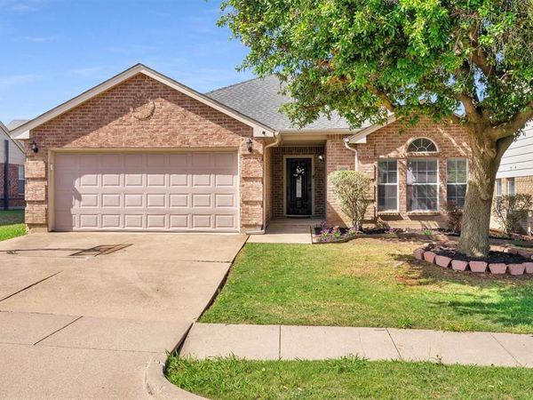 4905 Stirrup Way , Fort Worth, TX 76244