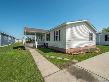 1923 Magnolia Street, Frenchtown Twp, MI 48166
