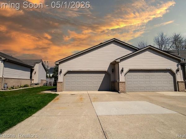 29257 Red Maple Drive, Chesterfield Twp, MI 48051