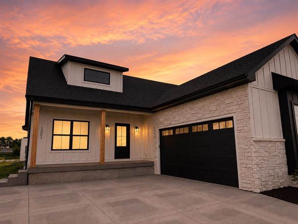 1001 Millie Lane, North Liberty, IA 52317