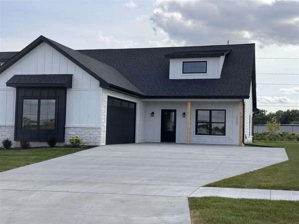 1007 Millie Lane, North Liberty, IA 52317