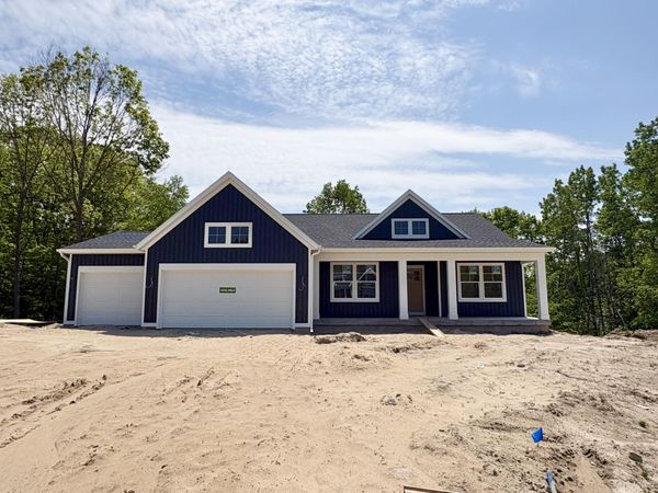 5888 Valley Point Drive SE, Caledonia, MI 49316