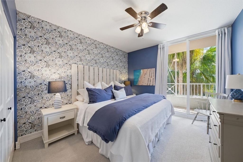 8866 S Sea Oaks Way, Unit 202, Vero Beach, FL 32963 Photo