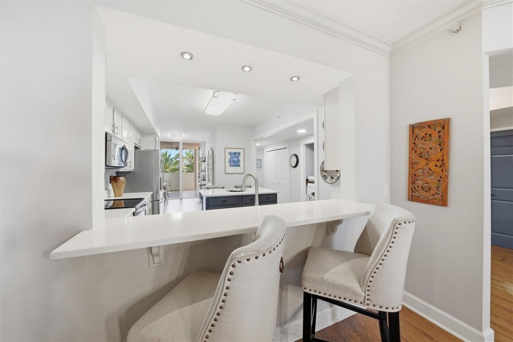 8866 S Sea Oaks Way, Unit 202, Vero Beach, FL 32963 Photo