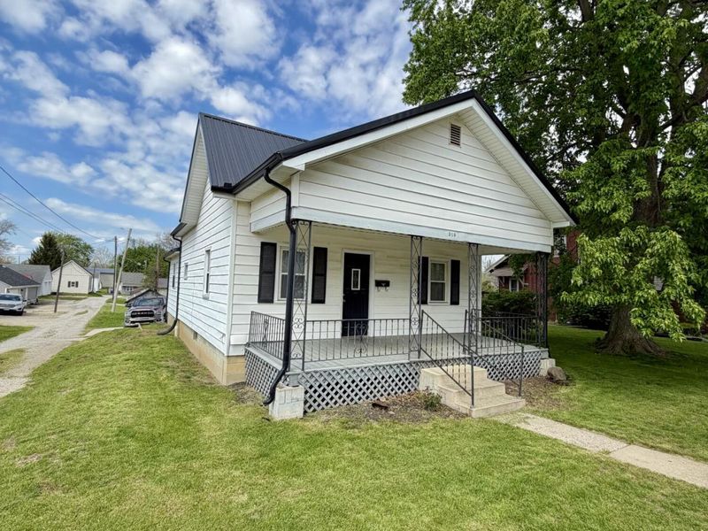 319 N Spruce Street, Saint Marys, OH 45885 Photo 2