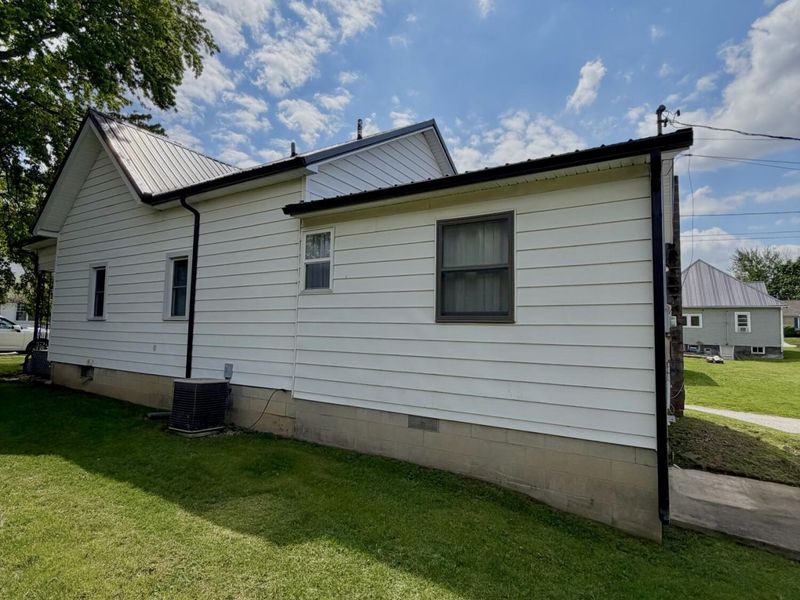 319 N Spruce Street, Saint Marys, OH 45885 Photo 4