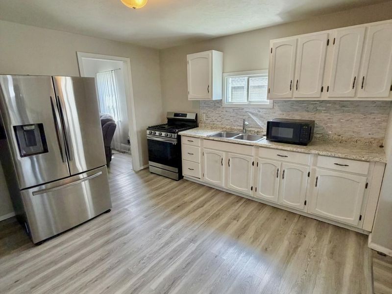 319 N Spruce Street, Saint Marys, OH 45885 Photo 9