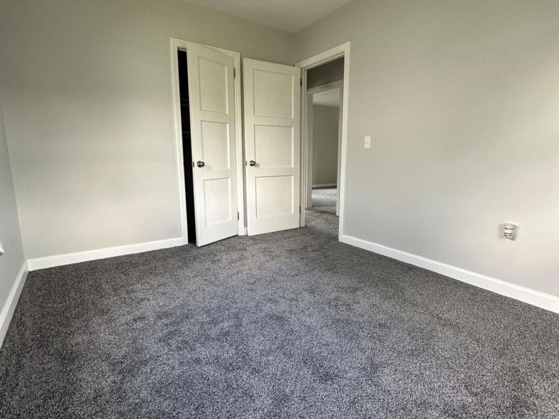 2050 S Hadley Road, Springfield, OH 45505 Photo 12