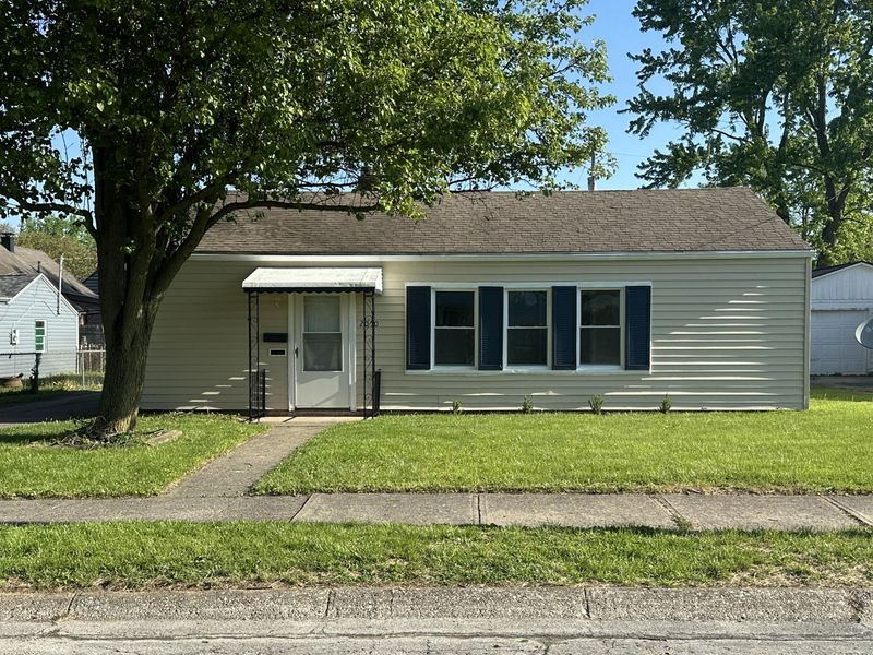 2050 S Hadley Road, Springfield, OH 45505 Photo 2