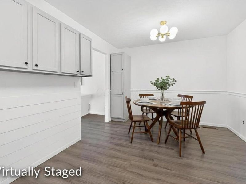 988 Bright Star Court, Columbus, OH 43228 Photo 14