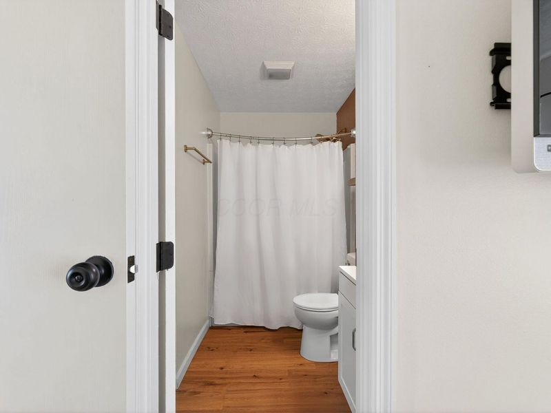 988 Bright Star Court, Columbus, OH 43228 Photo 26