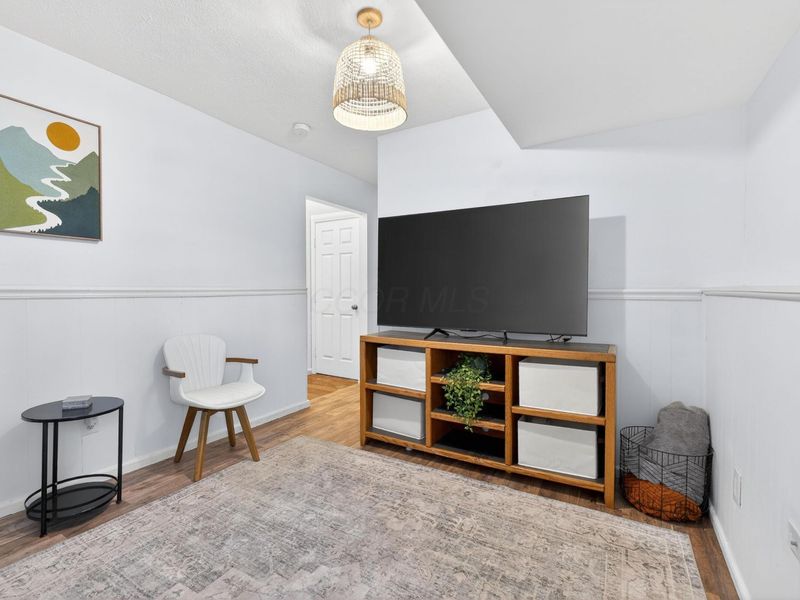 988 Bright Star Court, Columbus, OH 43228 Photo 34