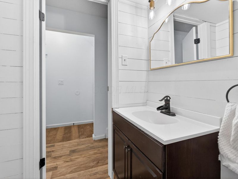 988 Bright Star Court, Columbus, OH 43228 Photo 37