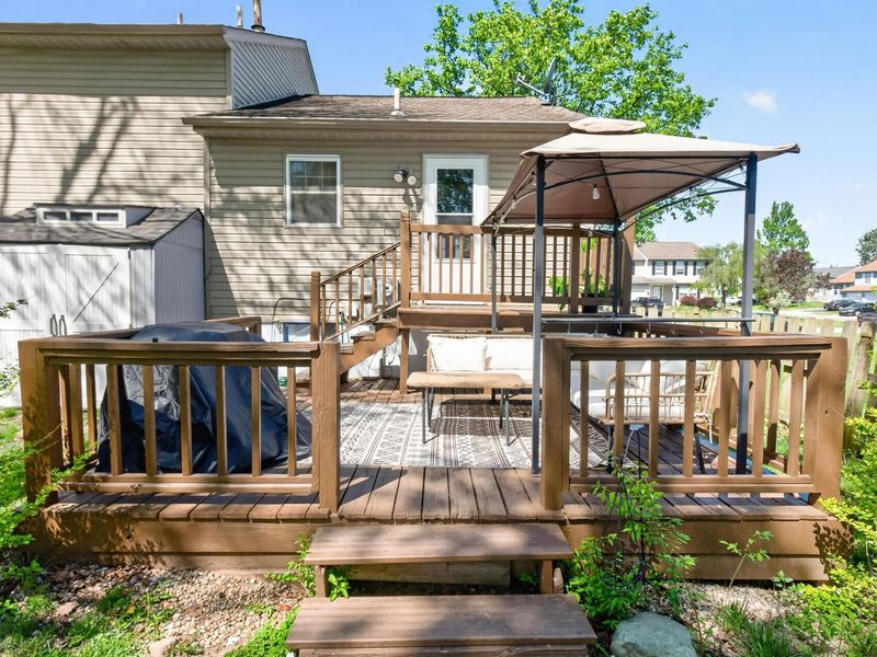 988 Bright Star Court, Columbus, OH 43228 Photo 39