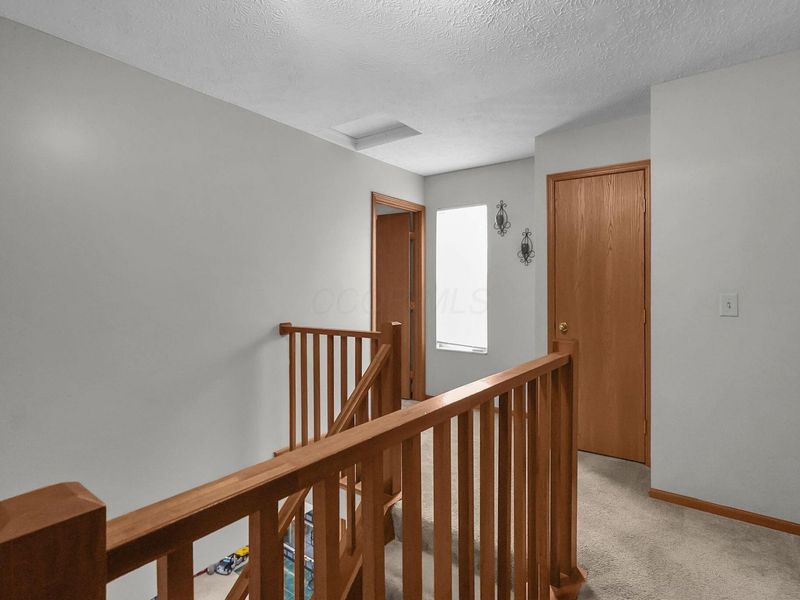 6809 Kristins Cove Lane, Canal Winchester, OH 43110 Photo 16