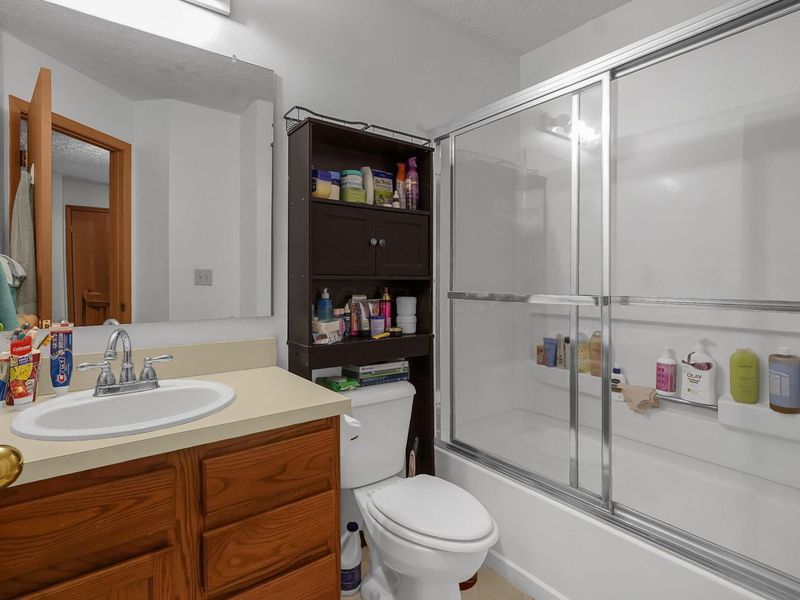 6809 Kristins Cove Lane, Canal Winchester, OH 43110 Photo 19