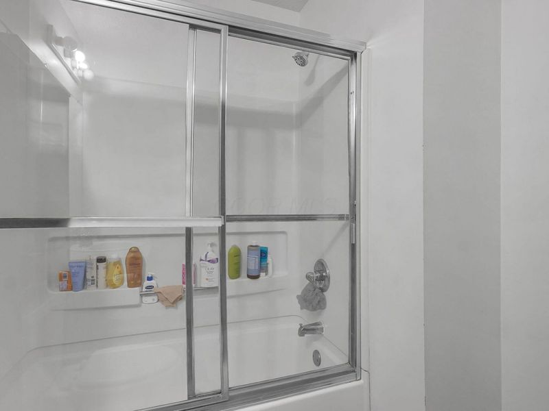 6809 Kristins Cove Lane, Canal Winchester, OH 43110 Photo 20