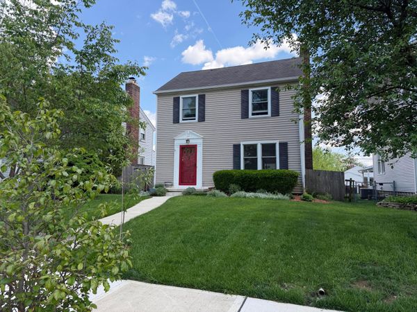 1224 Oxley Road , Grandview, OH 43212