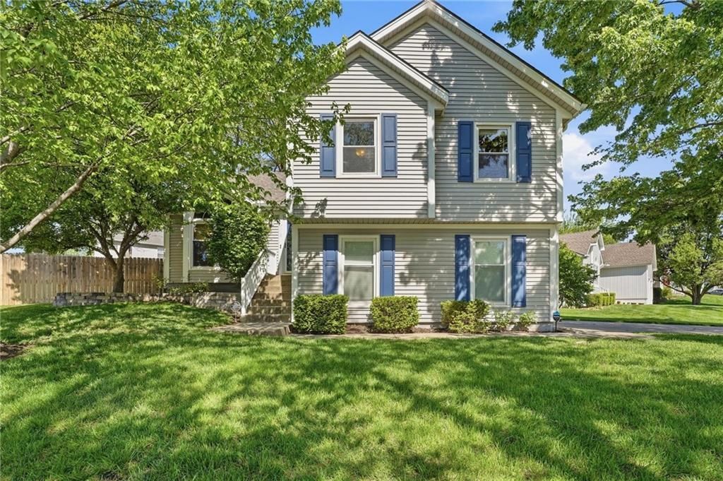 7328 N Oakland Avenue, Kansas City, MO 64158 Main Photo