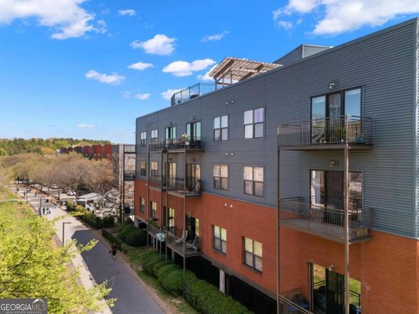 200 N Highland Avenue, Unit 102, Atlanta, GA 30307