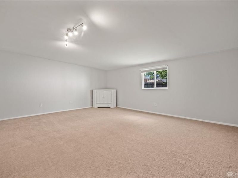 2567 Dunhill Place, Kettering, OH 45420 Photo 10