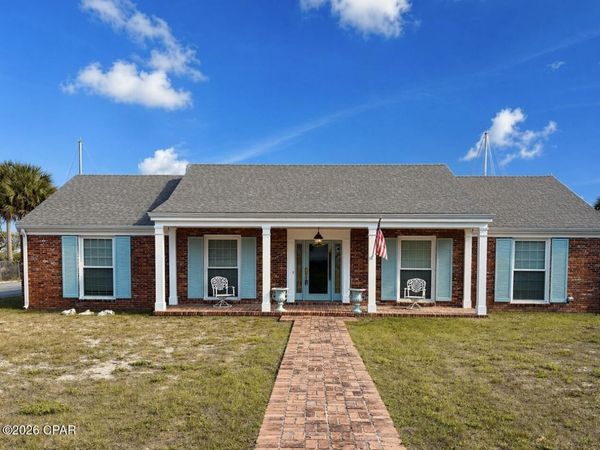 4805 Sunset Drive, Panama City, FL 32404